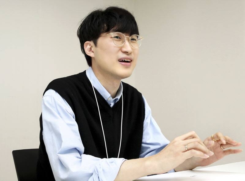 ▲ 우면동 KT융합기술원에서 만난 김우연 선임연구원. 다양한 360도 VR 기술을 비롯해 리얼댄스 개발에도 참여하고 있다. (사진=KT)